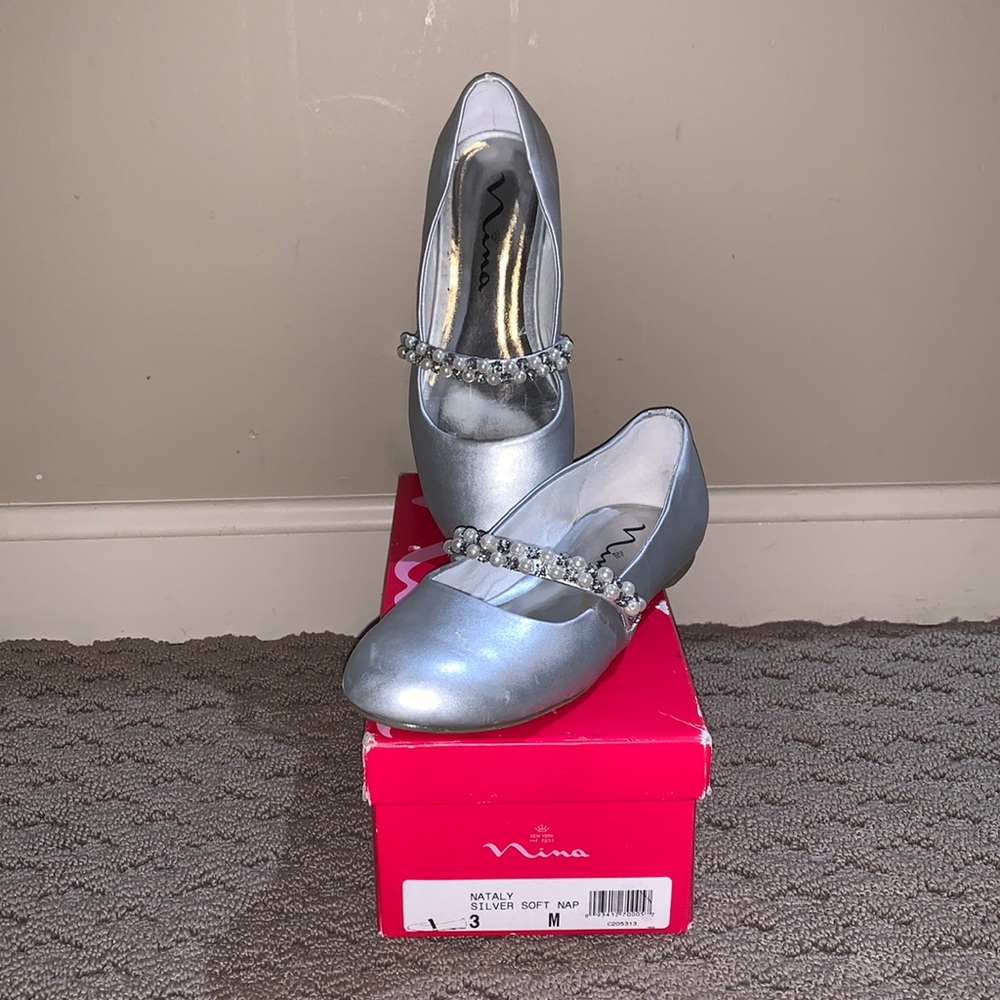 Nina Kids Nataly leather ballet style dress shoe